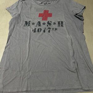 Gray M*A*S*H 4077th women’s  large T-Shirt